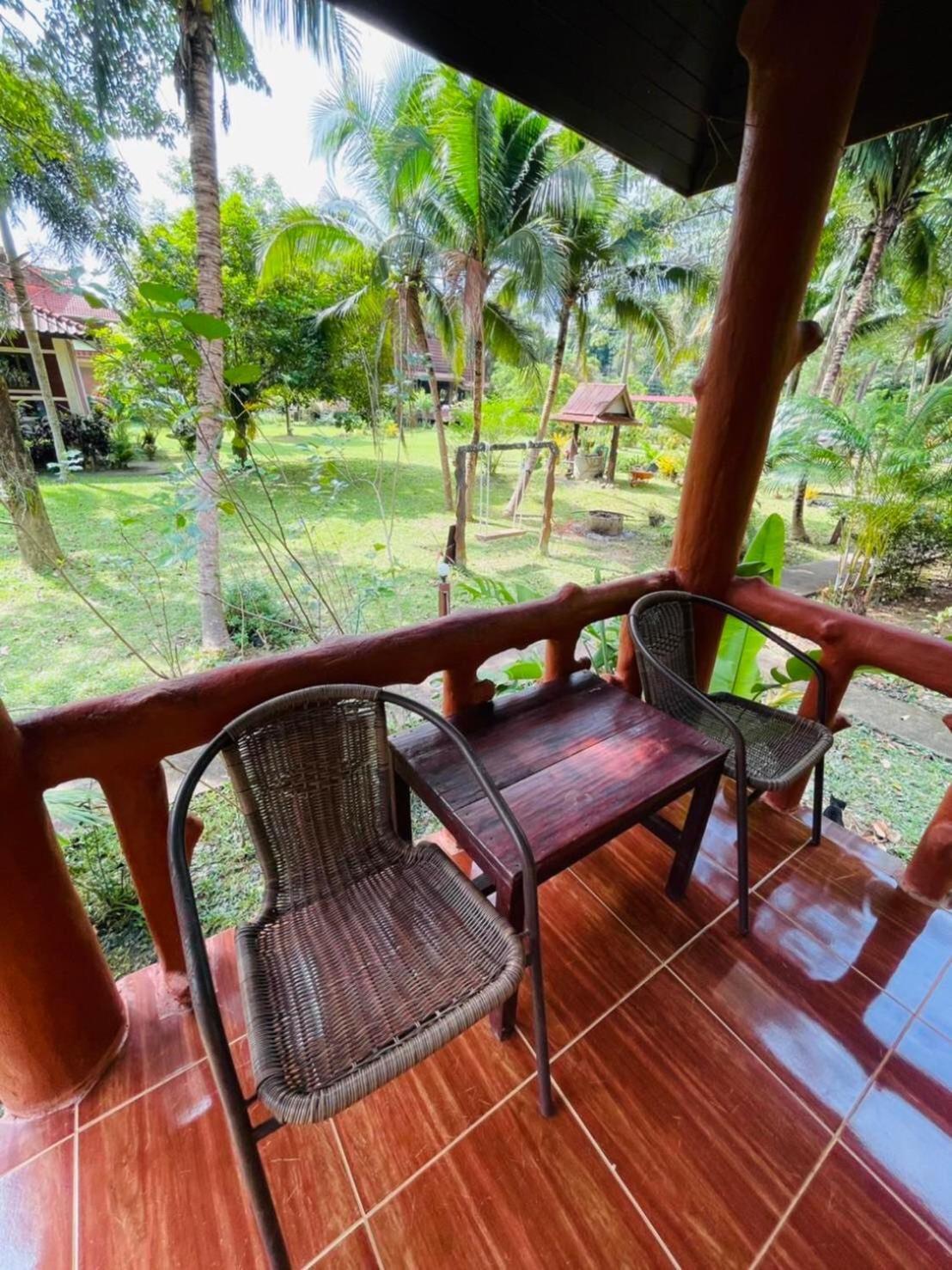 Khao Sok Nung House Hotel Khao Sok National Park Exterior photo